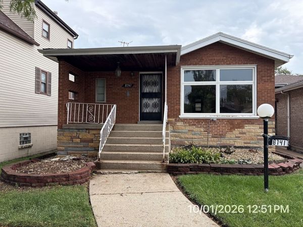 8741 S Luella Avenue , Chicago, IL 60617