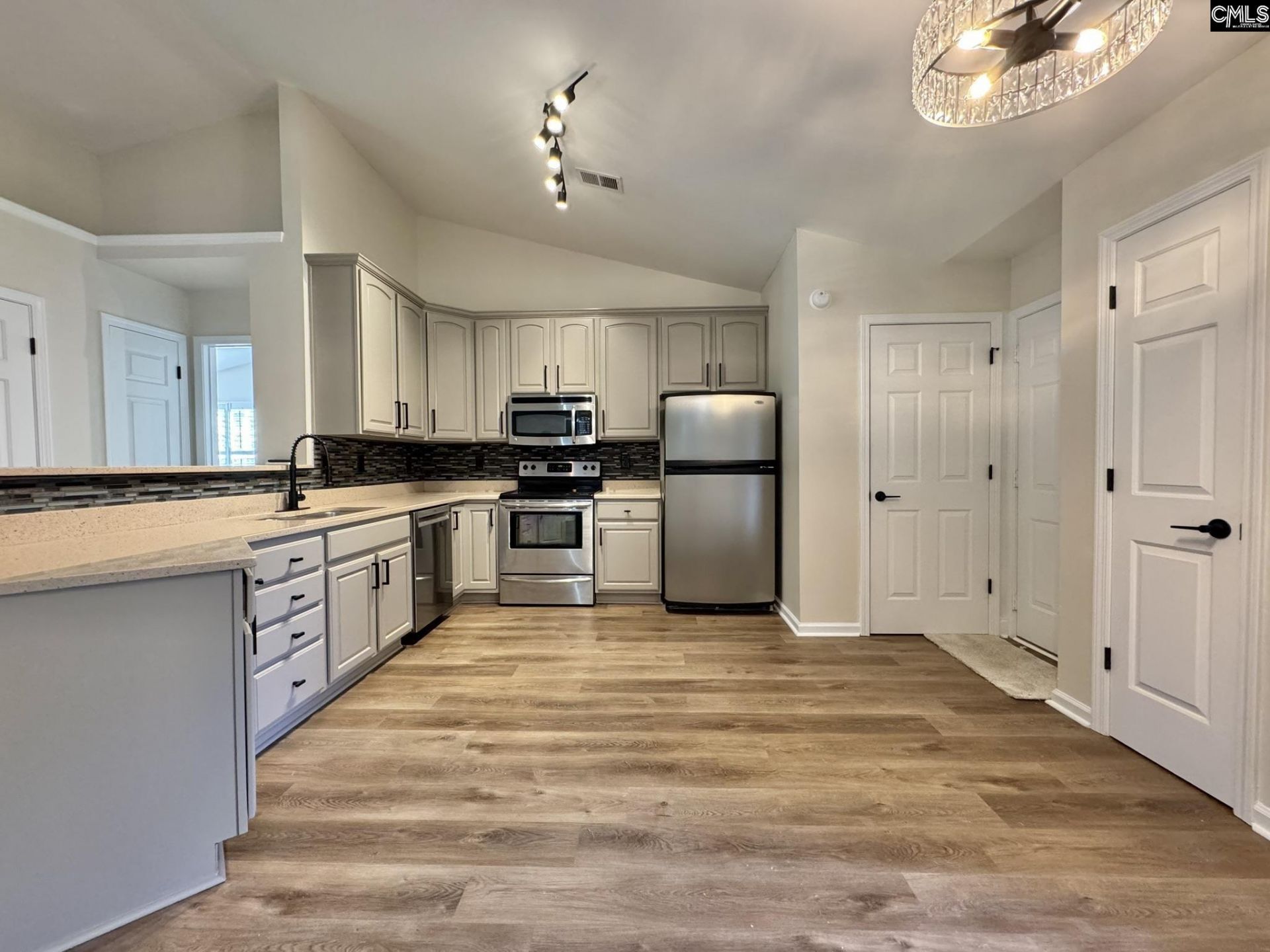 600 Tayser Court  Photo 26