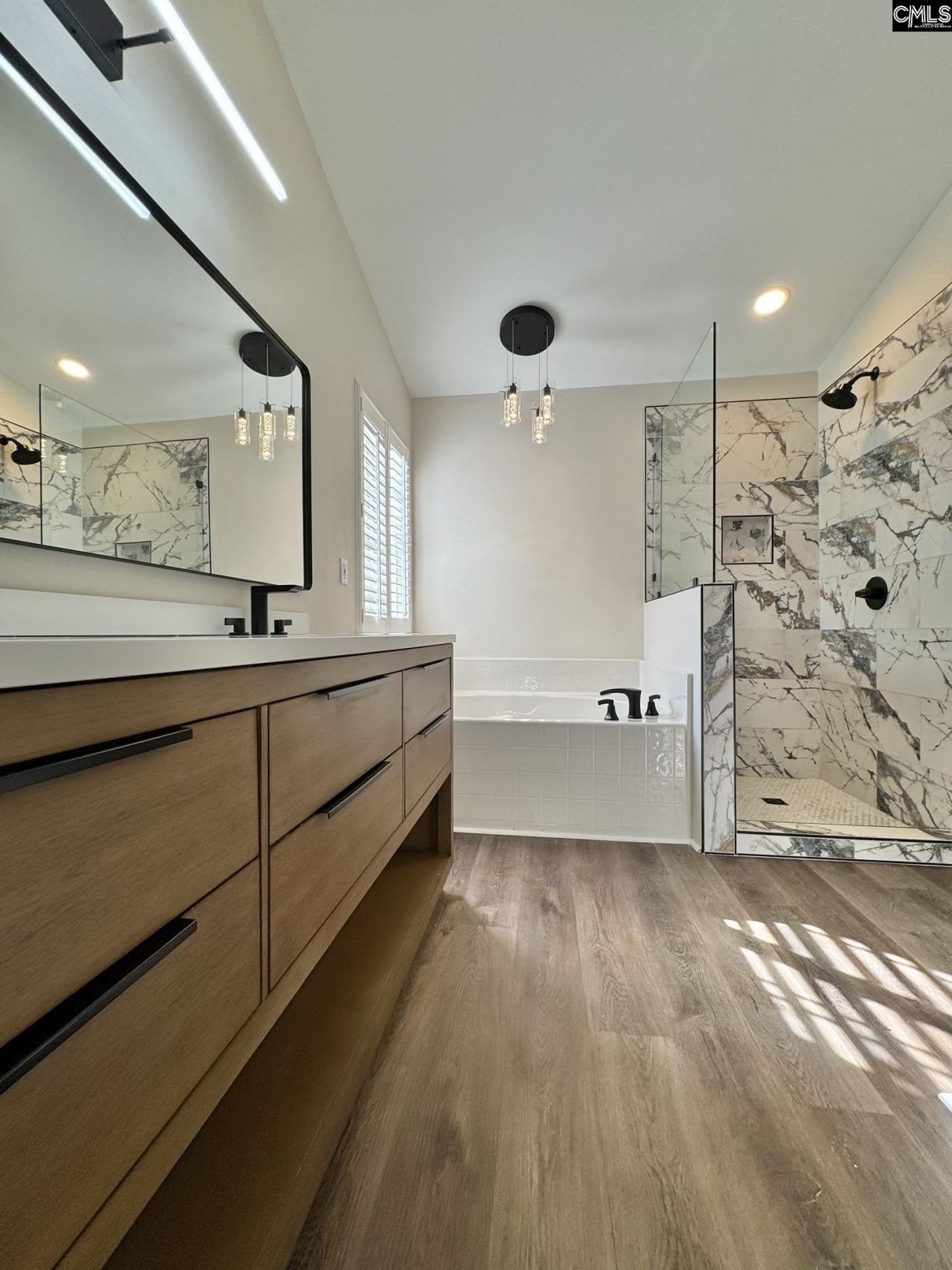 600 Tayser Court  Photo 35