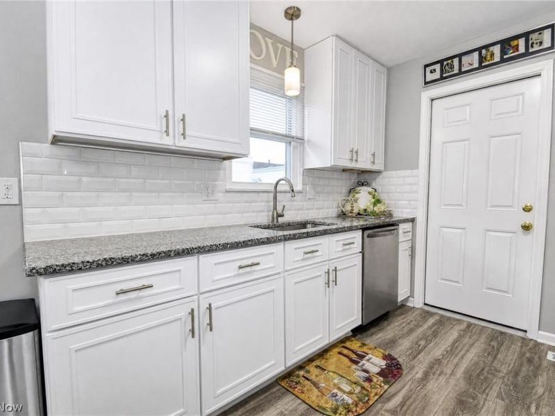 5151 Liberty Lane, Unit B, Willoughby, OH 44094 Photo 14