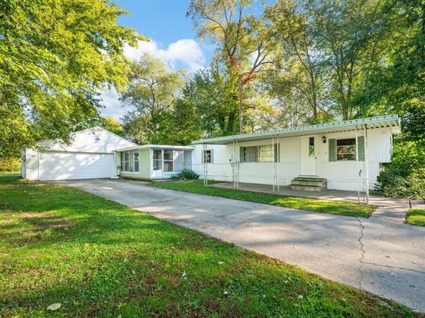 33208 Clark Lane, Niles, MI 49120