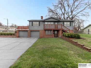 3103 S 50th Street, Omaha, NE 68106