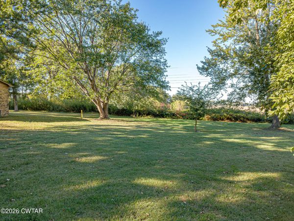 14 W Scarbrough Street , Friendship, TN 38034