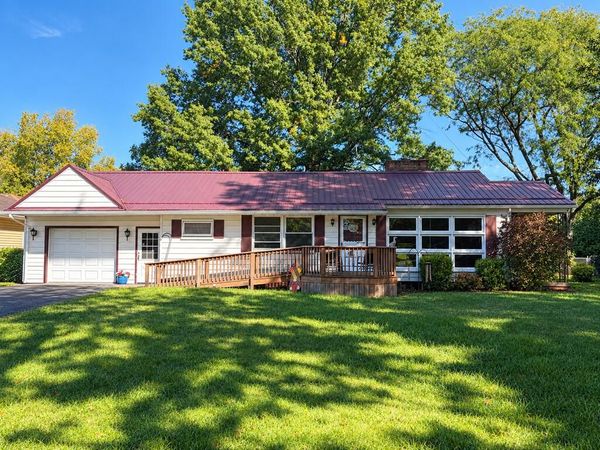 438 West Beal Avenue, Bucyrus, OH 44820