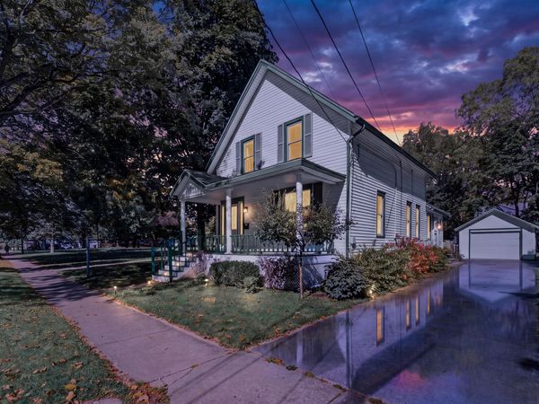 620 W Mansion Street, Marshall, MI 49068