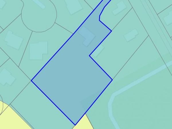 634 RIDGE PIKE, LAFAYETTE HILL, PA 19444