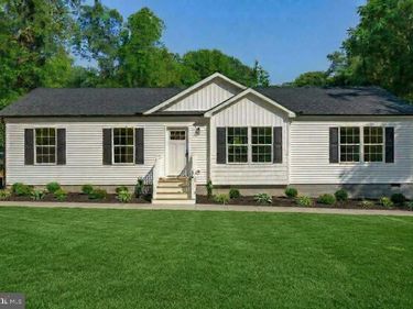 64 PINE ROAD, LOUISA, VA 23093