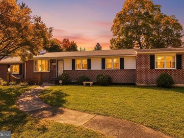 3782 GRANDVIEW AVENUE, BENSALEM, PA 19020