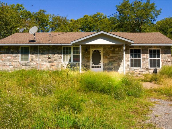 105 SE 6th Street , Wagoner, OK 74467