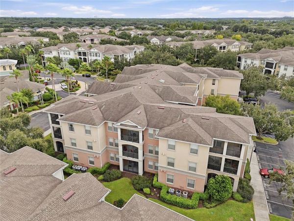 8168 BOAT HOOK LOOP , Unit 302, WINDERMERE, FL 34786