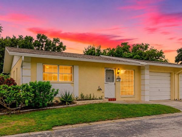 852 OXFORD COURT , DUNEDIN, FL 34698