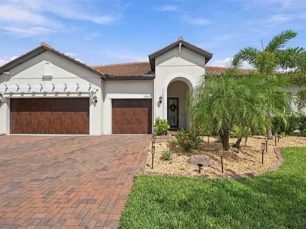 16909 CLEAR CORK DRIVE , WIMAUMA, FL 33598