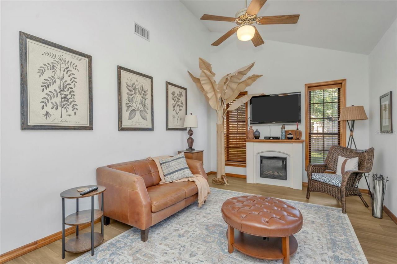 4614 Duxberry Lane, Valrico, FL 33594 Photo