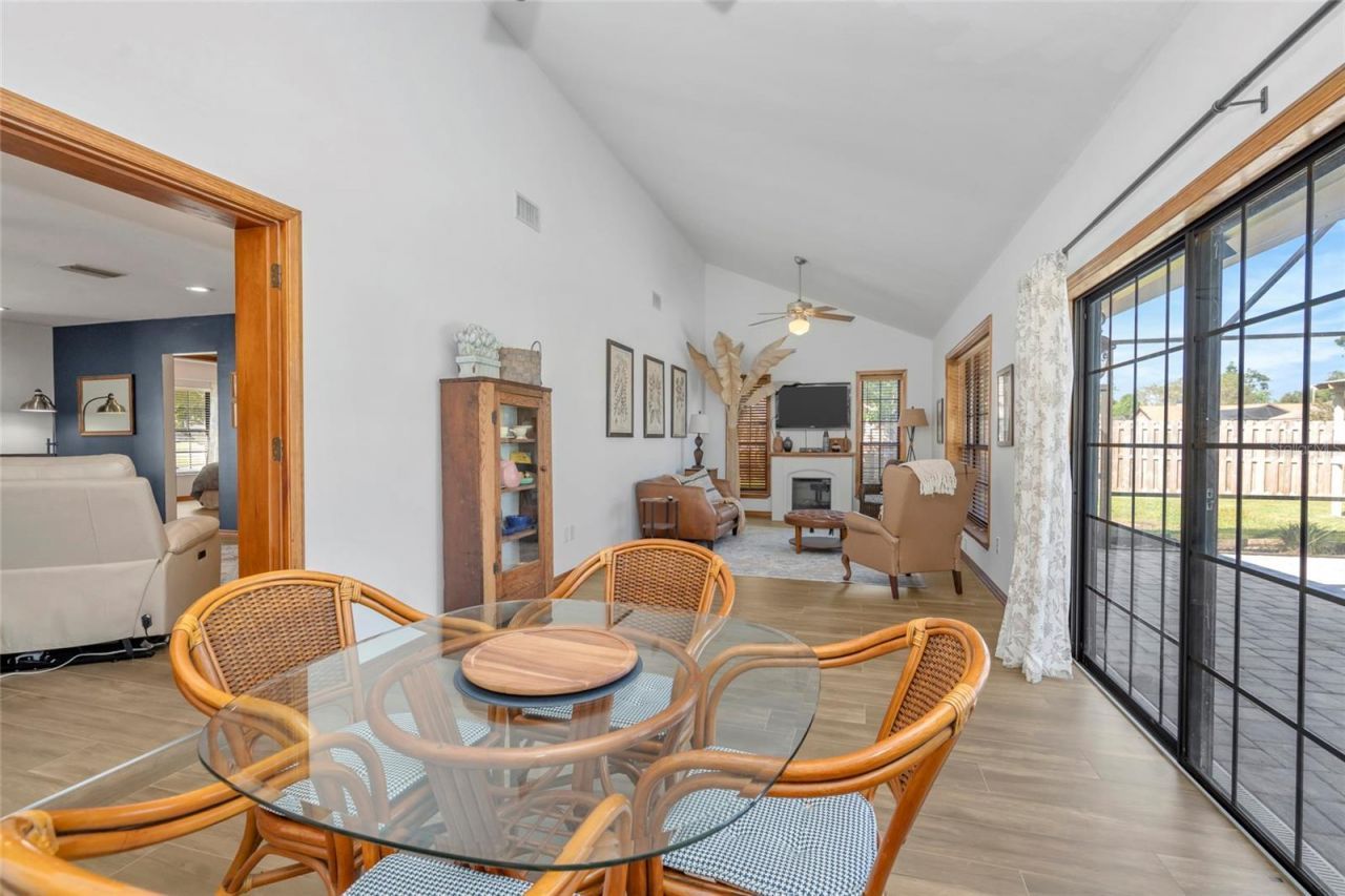 4614 Duxberry Lane, Valrico, FL 33594 Photo