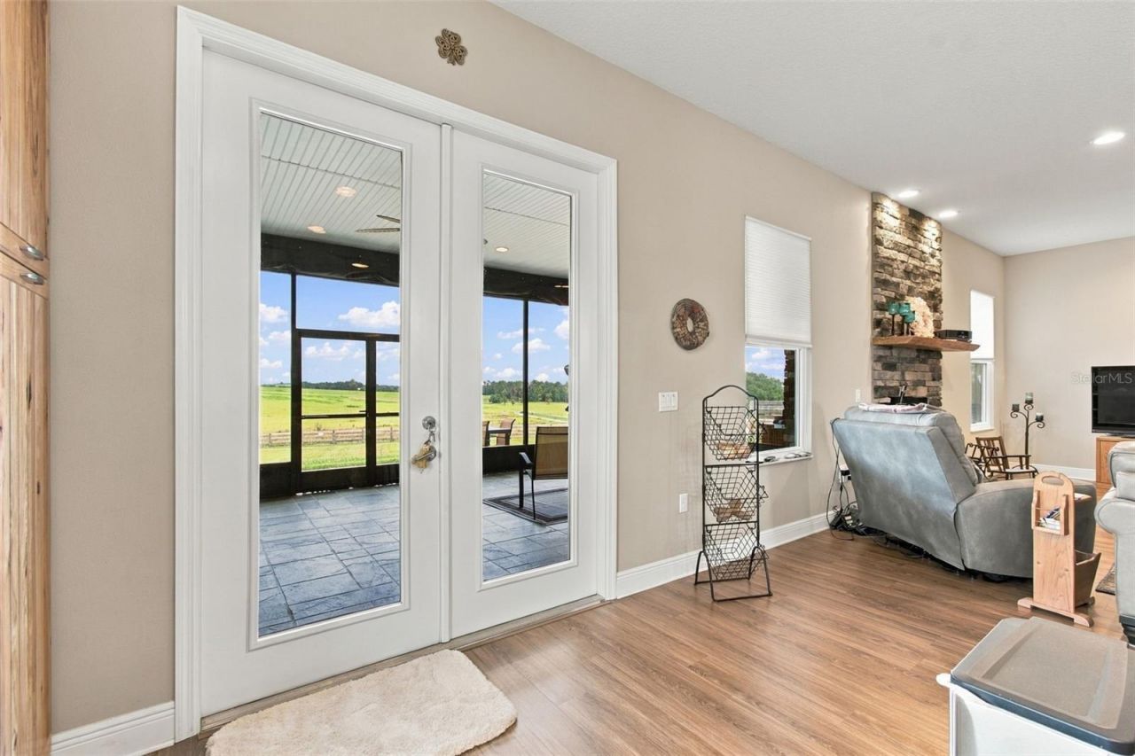 16705 Hilltop Horizons Place, Dade City, FL 33523 Photo
