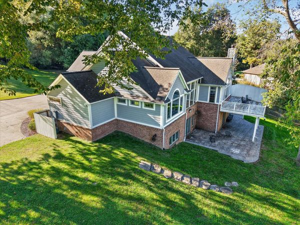 8115 Stonehedge Road, Gregory, MI 48137