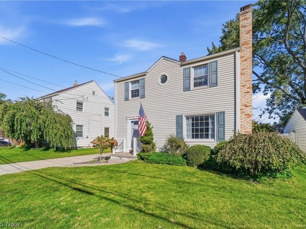 123 Marvella Drive NE, Canton, OH 44714