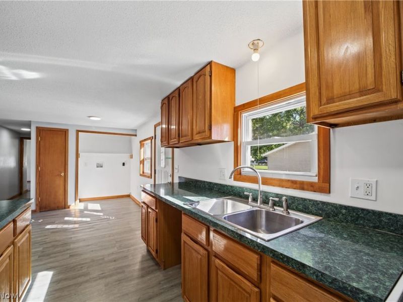 104 Pike Court , Lagrange, OH 44050 Photo 11