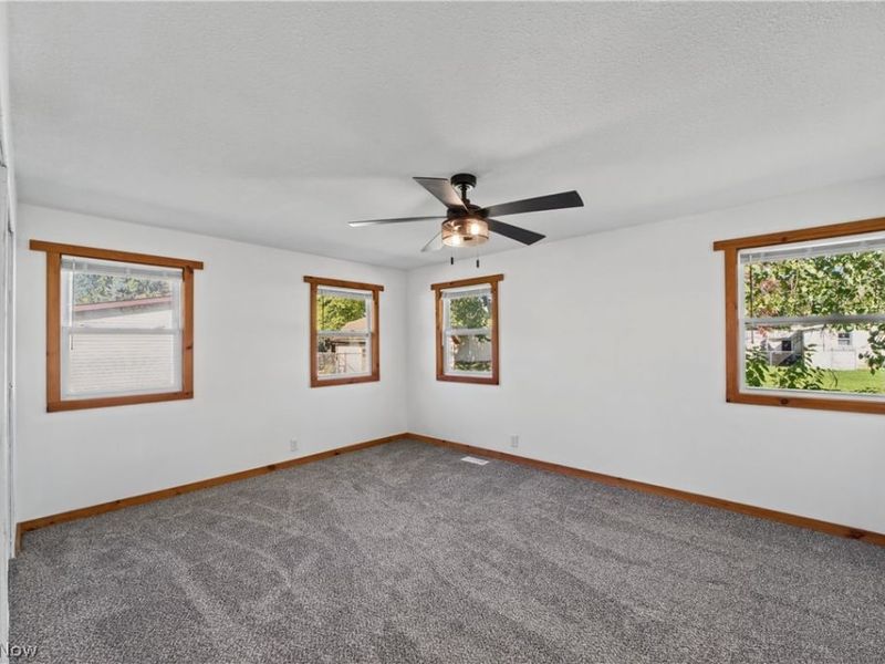 104 Pike Court , Lagrange, OH 44050 Photo 22