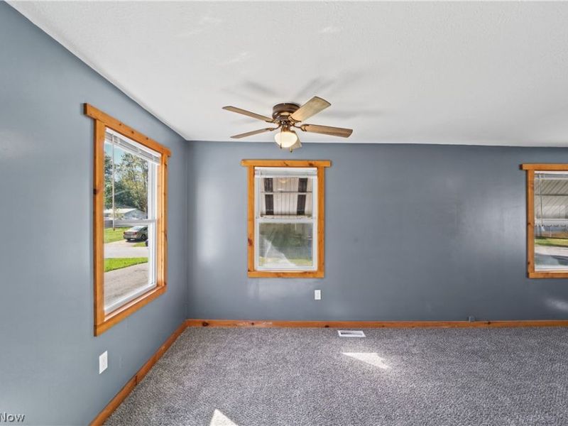 104 Pike Court , Lagrange, OH 44050 Photo 9