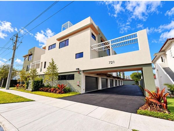 721 SW 11th St , Unit B, Miami, FL 33129
