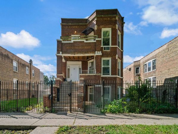 624 N Monticello Avenue , Unit 2, Chicago, IL 60624