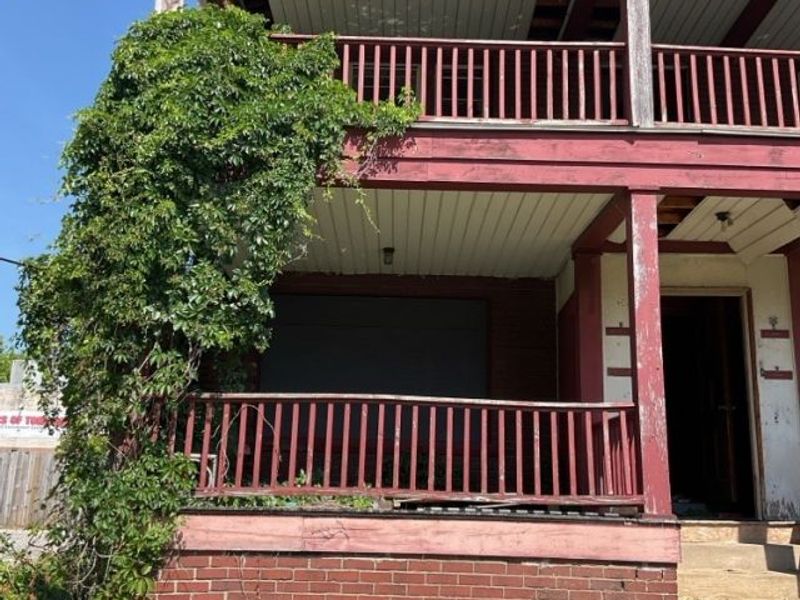 945 E 150th Street, Cleveland, OH 44110 Photo 3