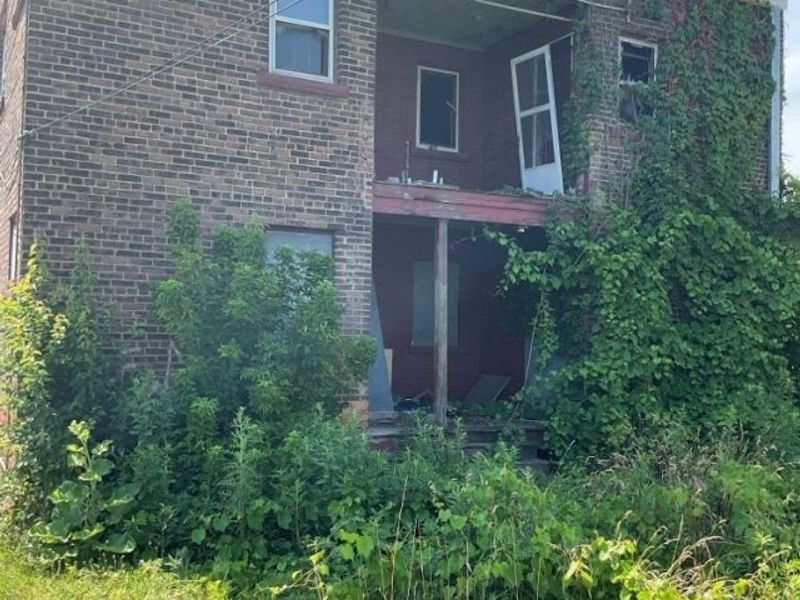 945 E 150th Street, Cleveland, OH 44110 Photo 8