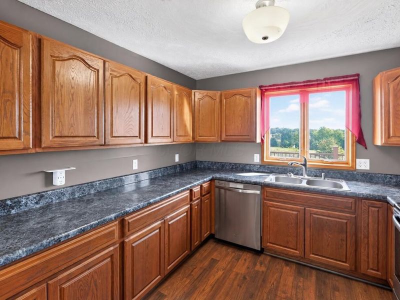 16500 Smith Road, Fredericktown, OH 43019 Photo 10