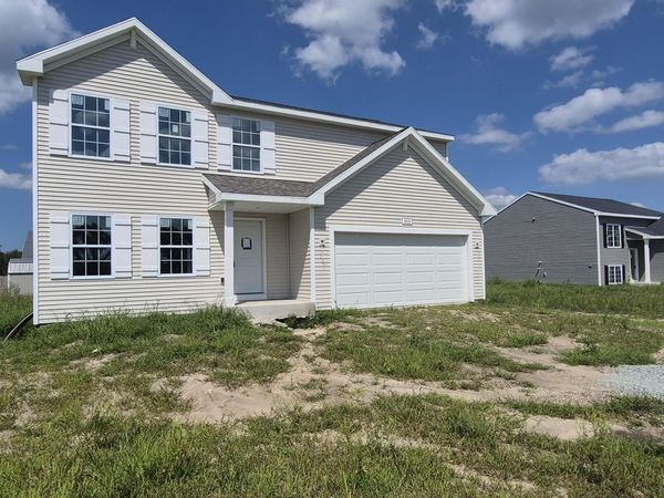 1206 Henry Drive , Knox, IN 46534