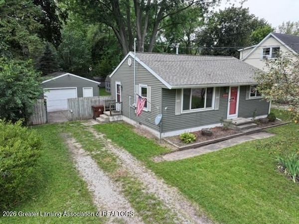 6038 Valencia Boulevard, Lansing, MI 48911