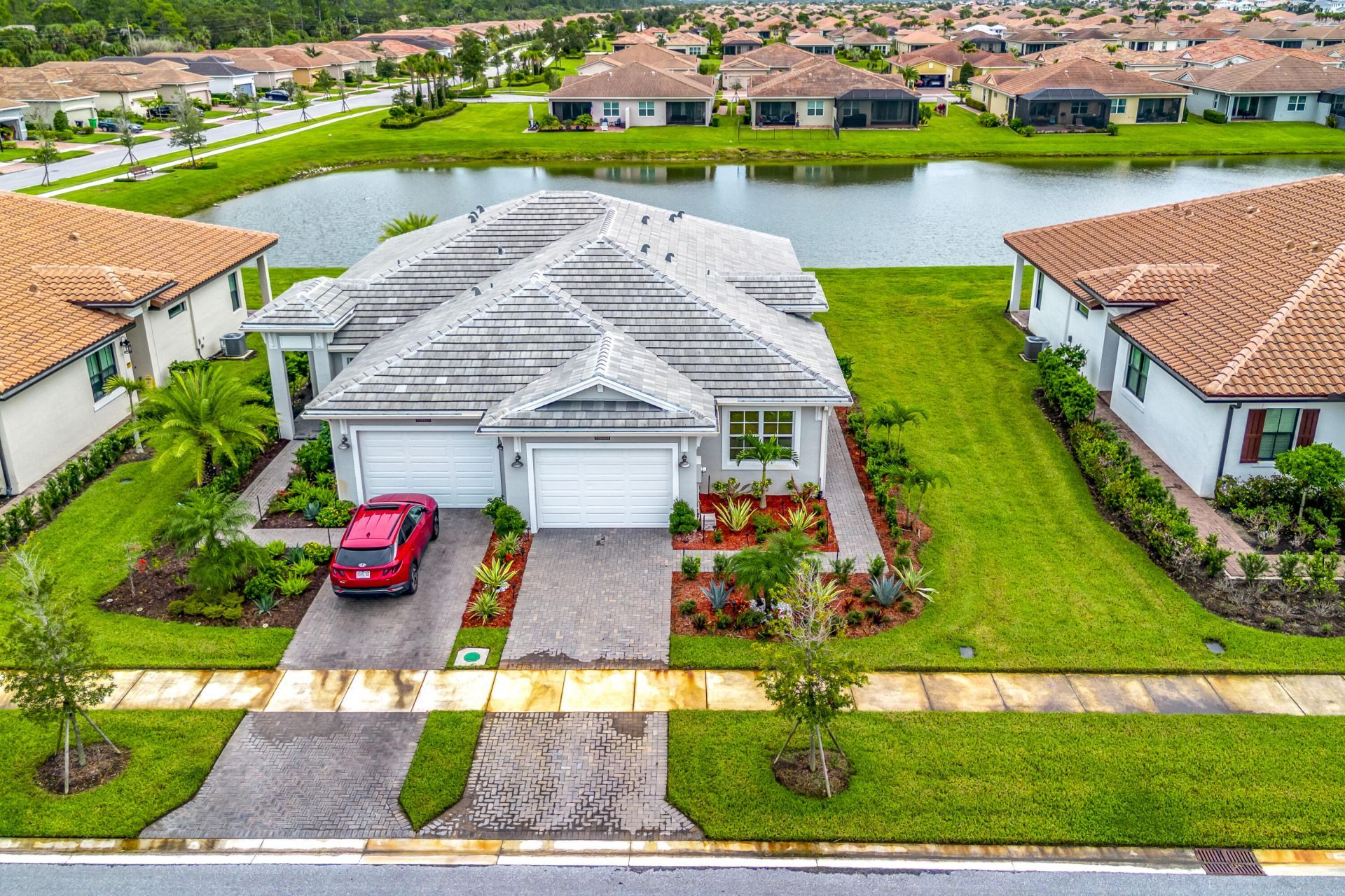 27099 SW Viterbo Way, Port Saint Lucie, FL 34986 Photo