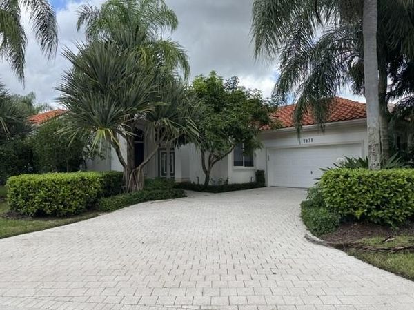 7131 MALLORCA Crescent, Boca Raton, FL 33433