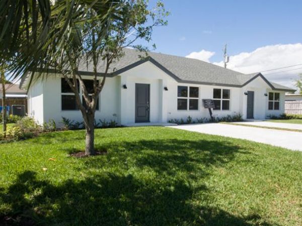 195 S 4TH Street S, Unit #1, Lantana, FL 33462