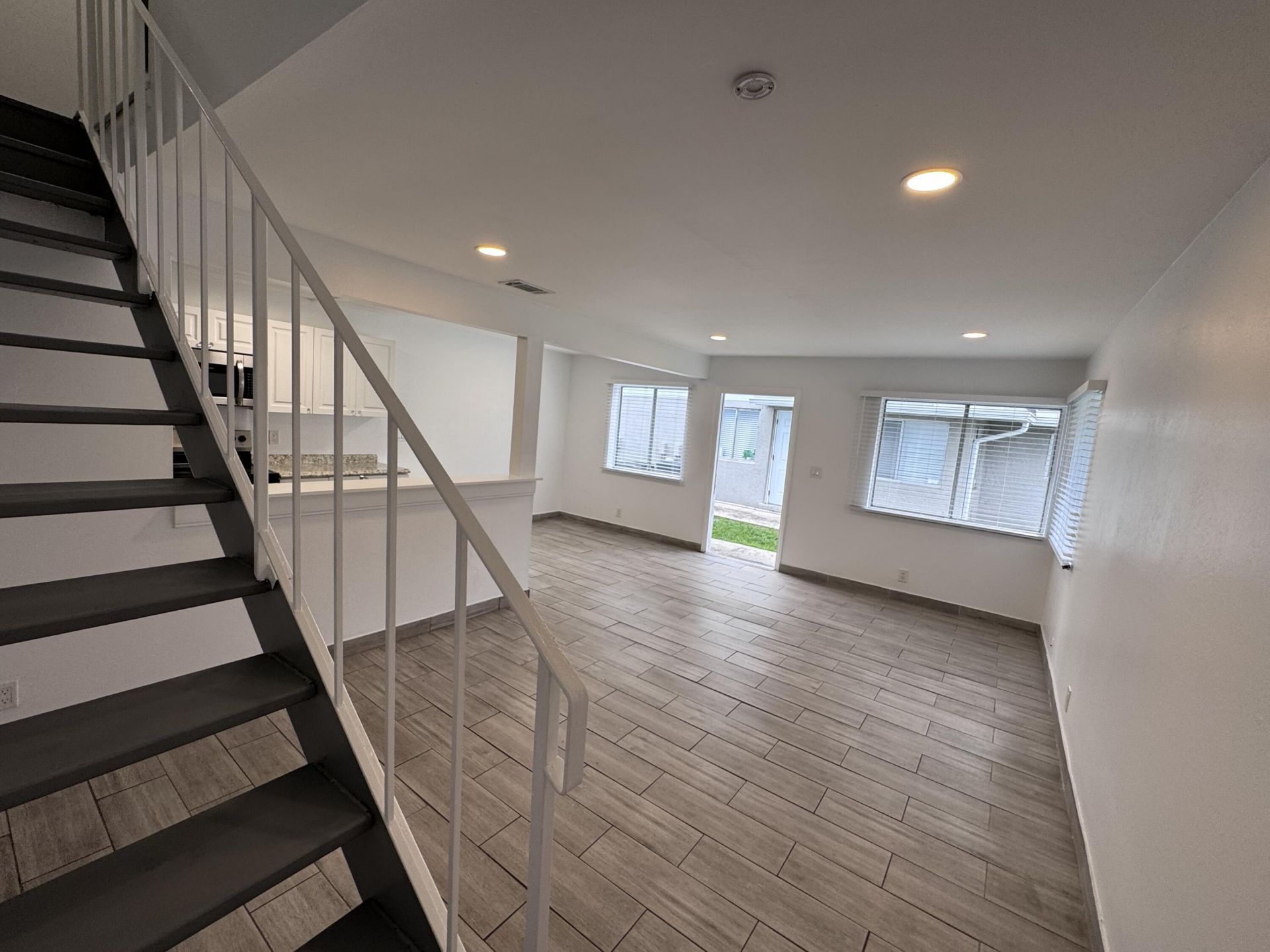 725 W Tiffany Drive, Unit 3, Mangonia Park, FL 33407 Photo