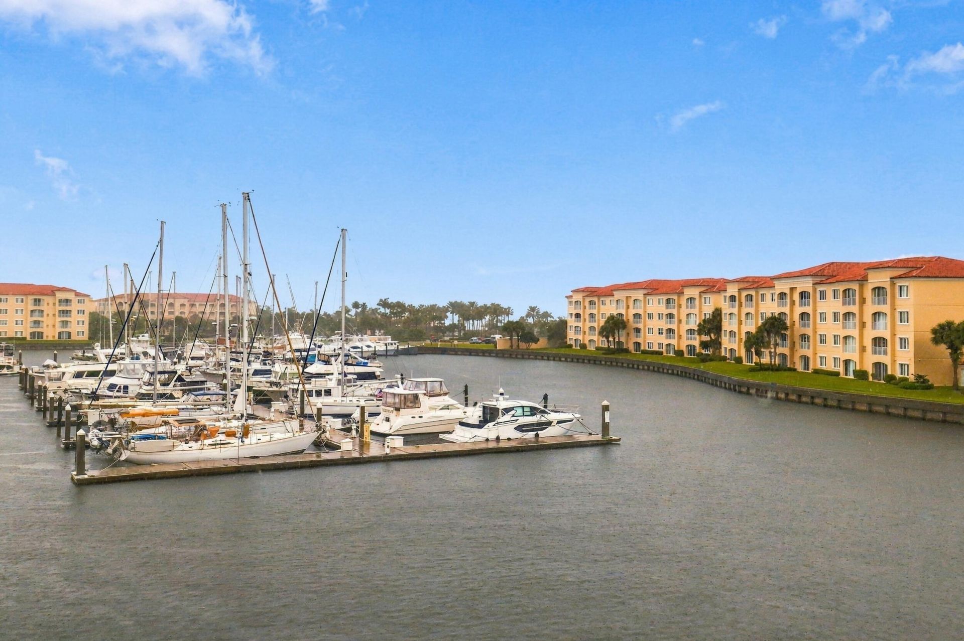 16 Harbour Isle Drive W, Unit 306, Fort Pierce, FL 34949 Photo