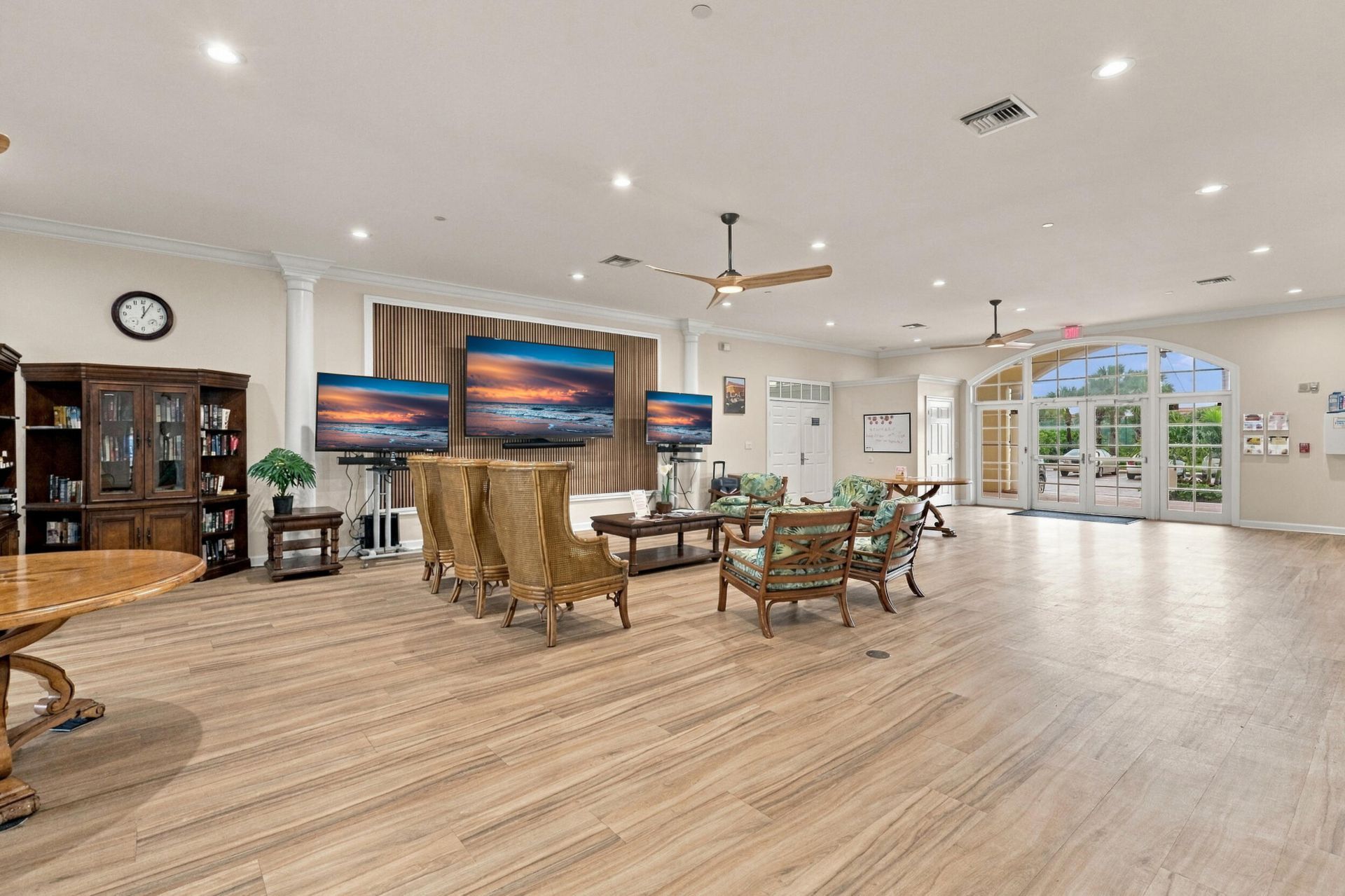 16 Harbour Isle Drive W, Unit 306, Fort Pierce, FL 34949 Photo