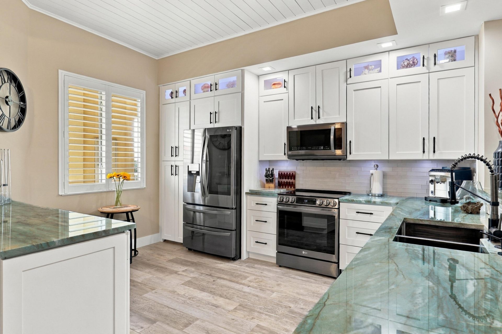 16 Harbour Isle Drive W, Unit 306, Fort Pierce, FL 34949 Photo