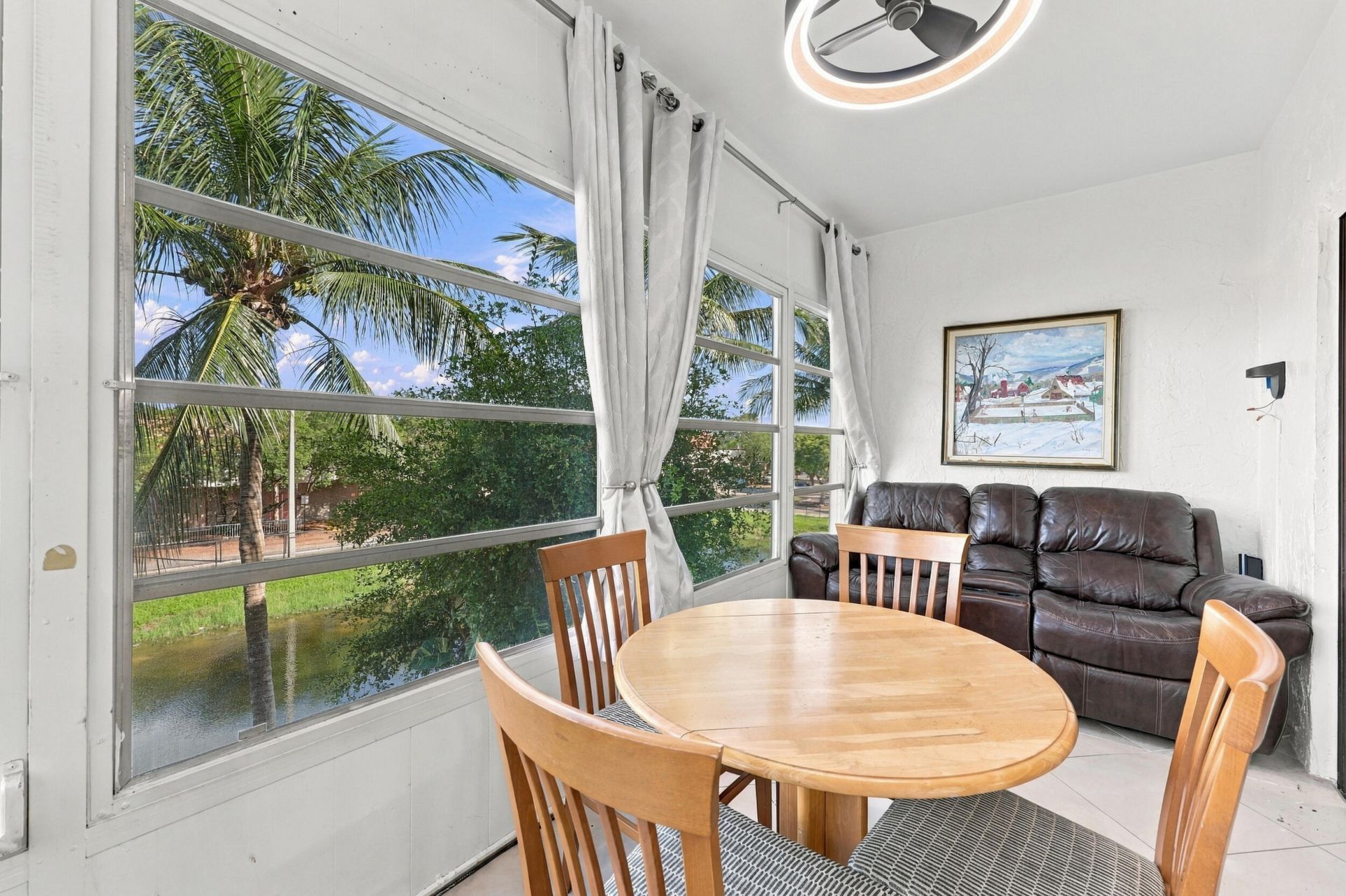 3940 NW 42nd Avenue, Unit 313, Lauderdale Lakes, FL 33319 Photo