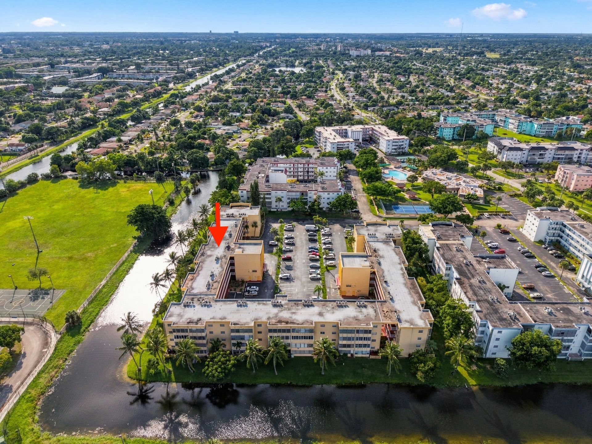 3940 NW 42nd Avenue, Unit 313, Lauderdale Lakes, FL 33319 Photo
