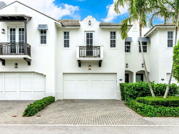 918 St George Boulevard, Delray Beach, FL 33483