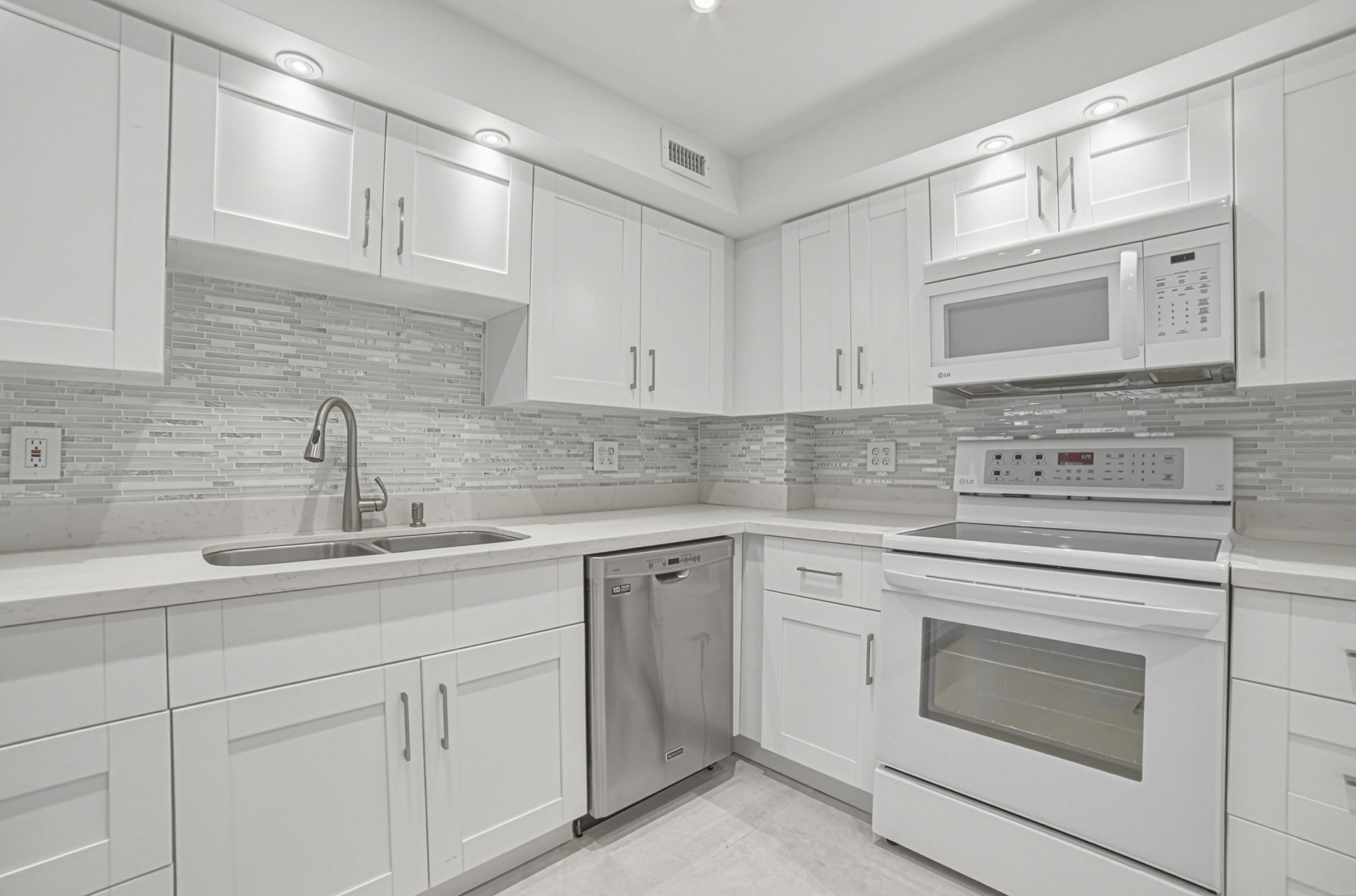 3450 S Ocean Boulevard, Unit 121, Palm Beach, FL 33480 Photo