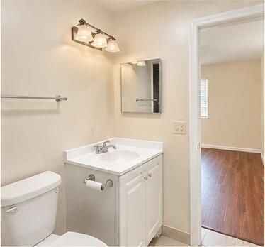 227 Castlewood Drive, Unit 207, North Palm Beach, FL 33408 Photo