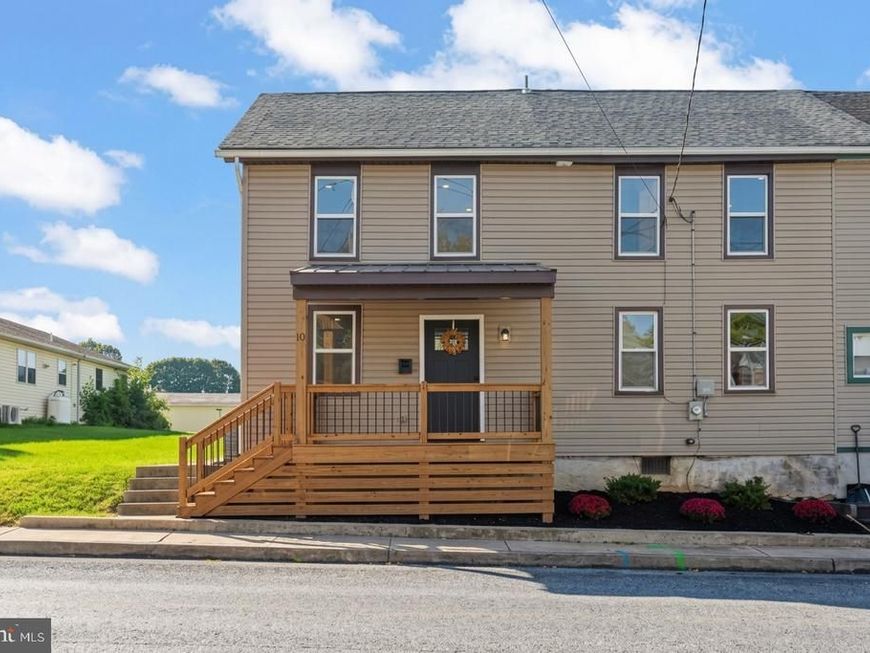 10 W Richland Avenue, Myerstown, PA 17067 Main Photo