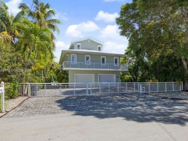 1217 Mockingbird Rd , Key Largo, FL 33037