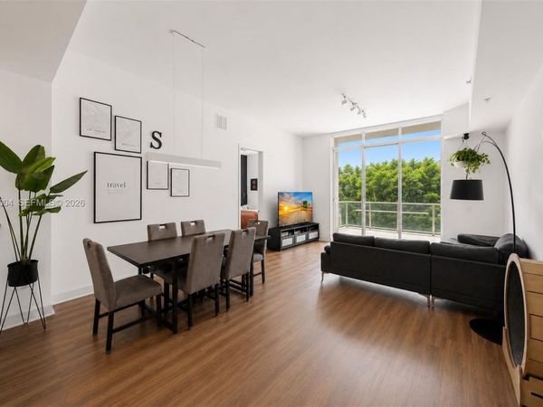 15051 Royal Oaks Ln , Unit 102, North Miami, FL 33181