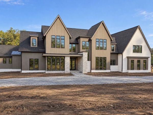 1401 Parker Place , Brentwood, TN 37027