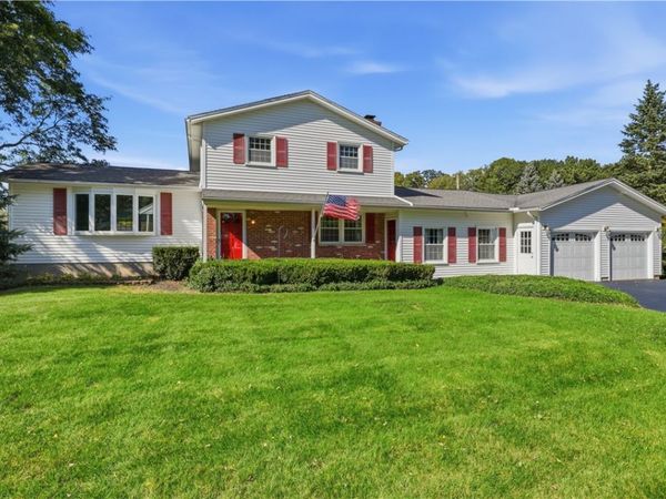 122 Rocmar Drive, Rochester, NY 14626