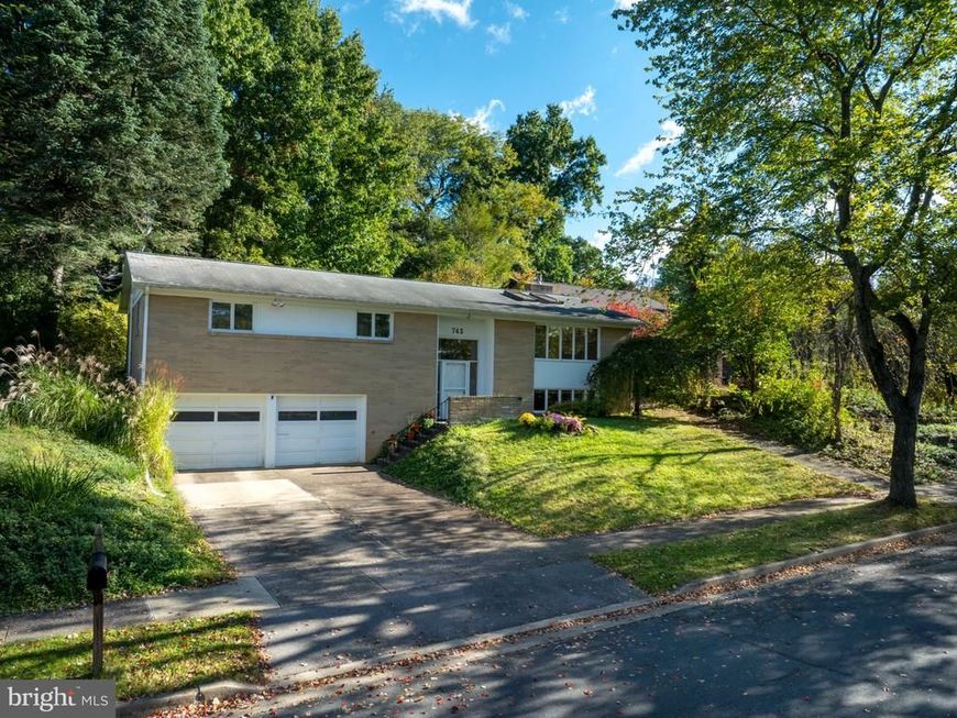 743 Glenn Road, State College, PA 16803 Main Photo