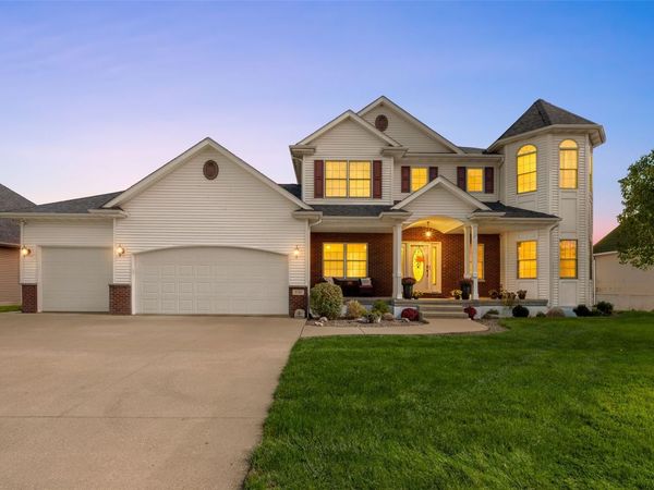 5185 Elderton Drive , Marion, IA 52302